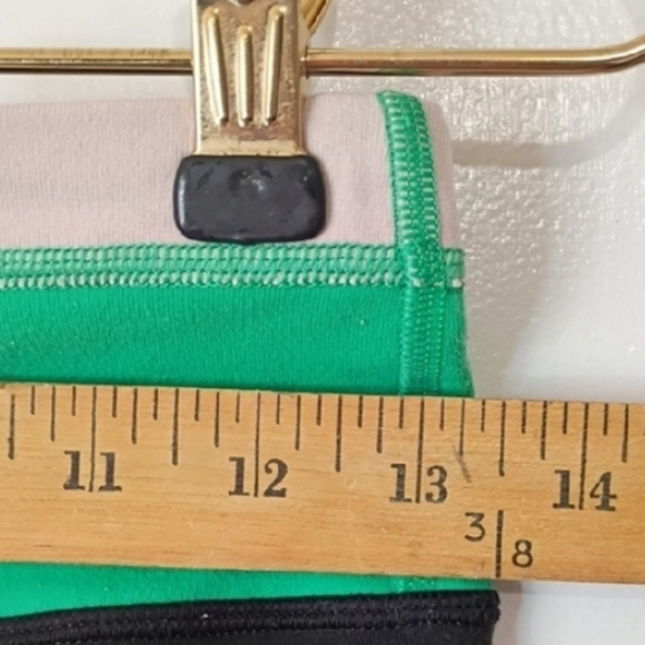 Lululemon Boogie Shorts Green and Black Women's Athletic Shorts Size 4 - Picture 5 of 10